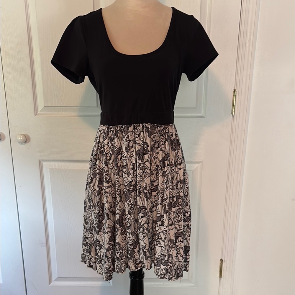 Disney Princess Dress with Pockets!